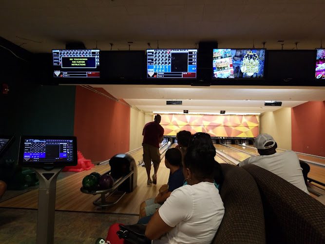 Twin Pin Bowling Center Yorktown Naval Weapons Station