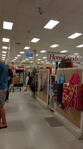 T.J. Maxx & HomeGoods