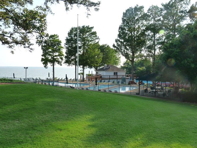 James River Country Club