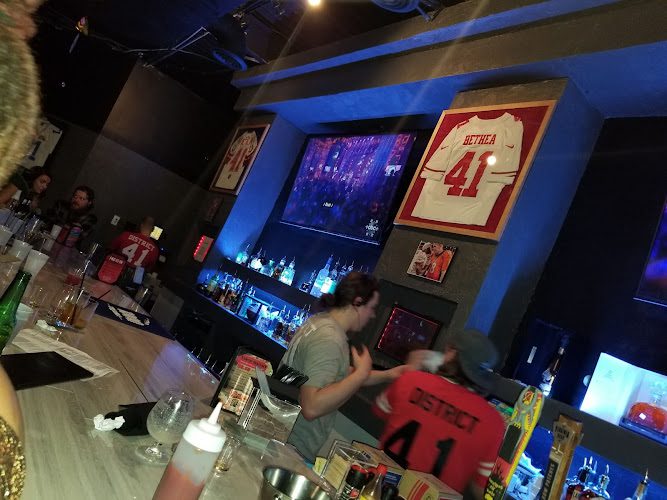 District 41 Sports Bar