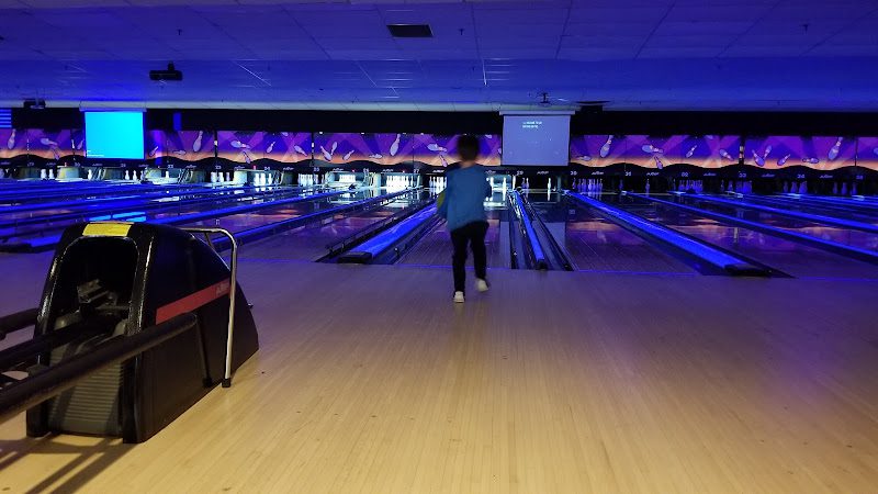 AMF Williamsburg Lanes