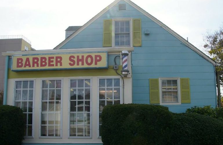 Gregory’s Oceanfront Barbershop and Salon