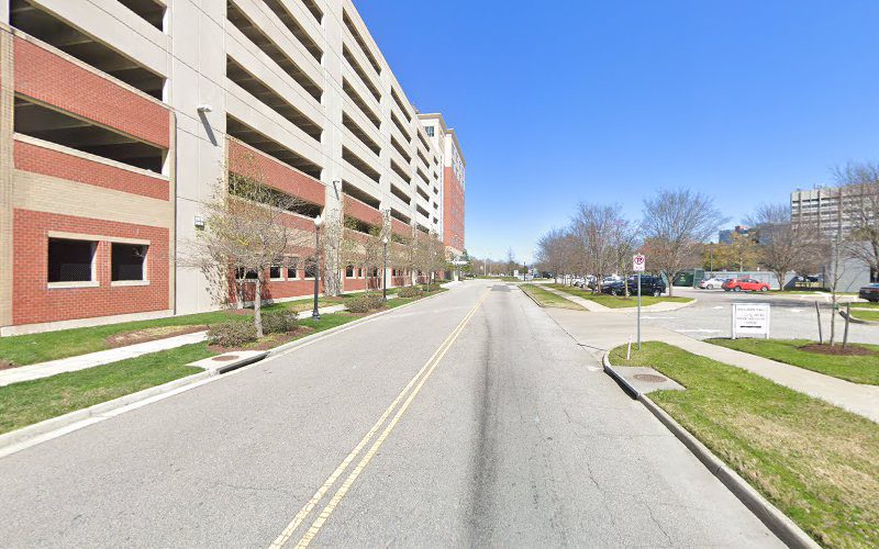 Guy Trengove-Jones MD, Plastic Surgeons of Hampton Roads